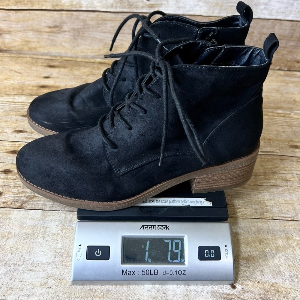 Style & CO. Size 8 Suede Women's Ankle Boots - Picture 9 of 9